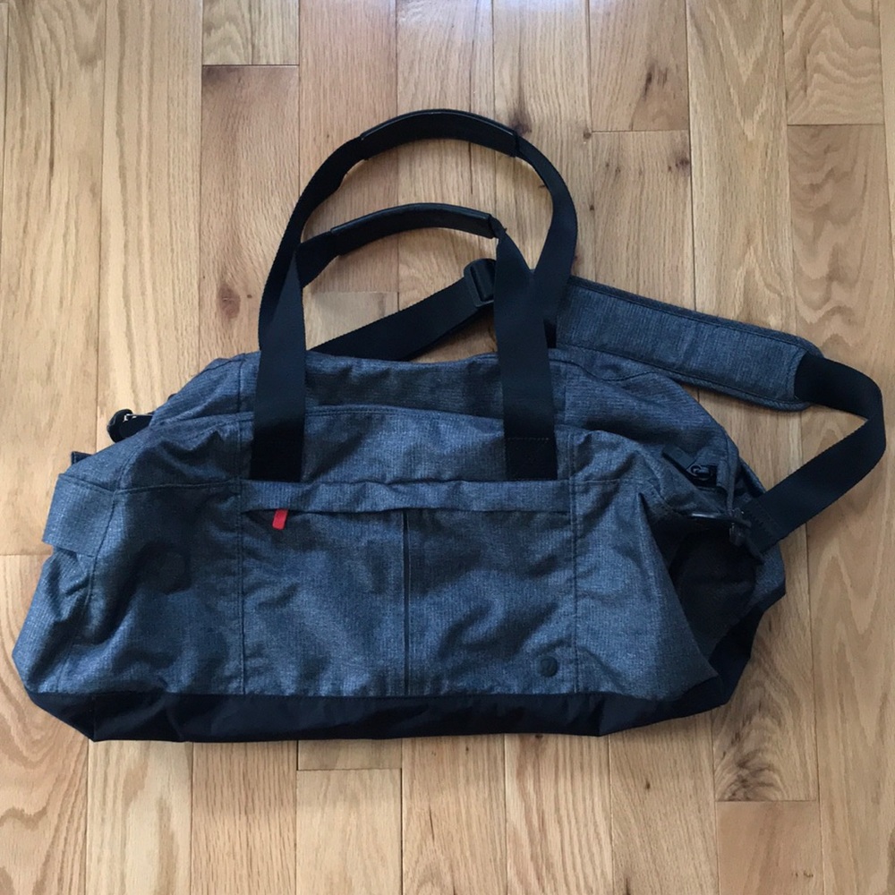 Lululemon Duffel Bag *35L